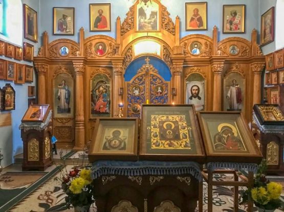 Чтение акафистов