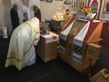 Божественная литургия в Свято-Георгиевском храме