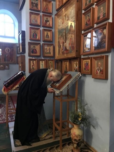 День чествования иконы Божией Матери «Посредница» и день памяти Собора Грузинских святых