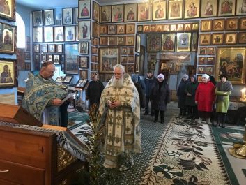 День чествования иконы Божией Матери «Распутывающая узлы»