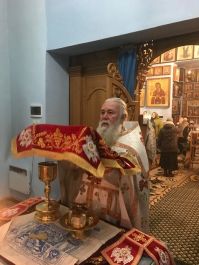 Божественная литургия в новогоднюю ночь