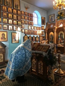 День чествования иконы Божией Матери «Критская» и памяти святой мученицы Анисии