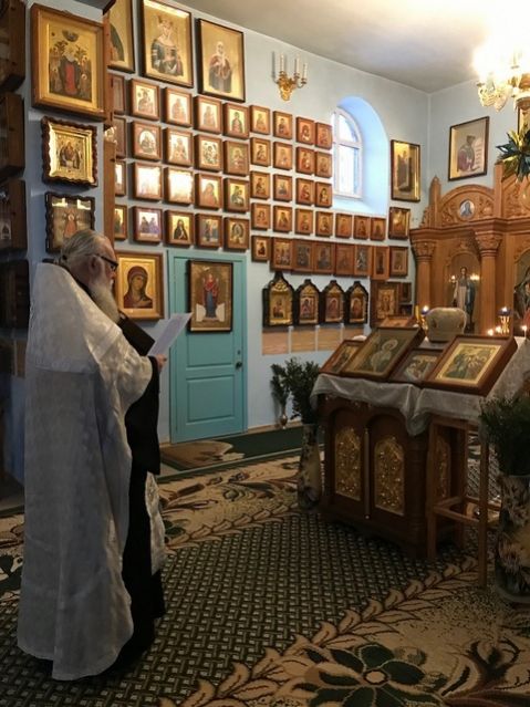 День чествования иконы Божией Матери «Явление Пресвятой Богородицы равноапостольной Нине» и памяти святых равноапостольной Нины и мученицы Девоты