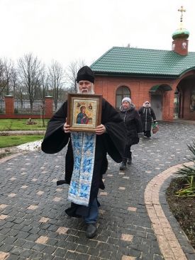 Встреча иконы Божией Матери Агиосоритисса (Заступница)