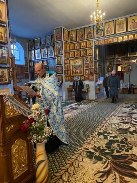 Молебен с акафистами