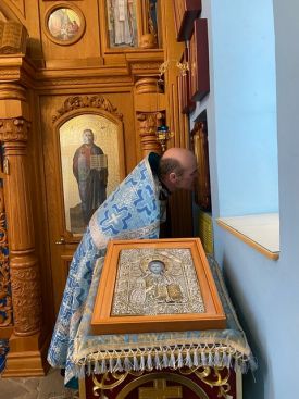 Молебен с акафистами