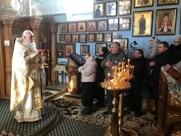 Божественная литургия в Прощеное воскресенье