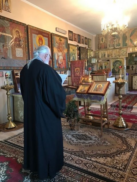 Молебен у святынь