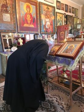 Молебен у святынь