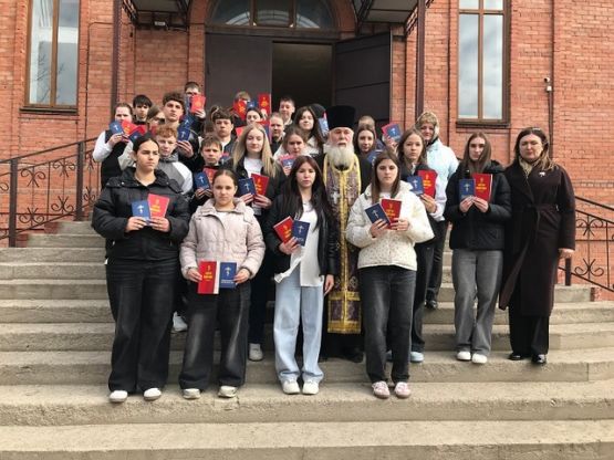 Учащиеся и педагоги Асканийской школы посетили храмовый комплекс