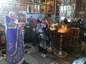 День чествования иконы Божией Матери "Путеводительница - Тихвинская"