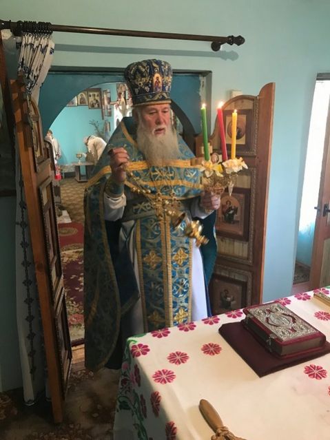 Божественная литургия в с. Хлебодаровка