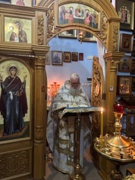 Ночная Божественная Литургия