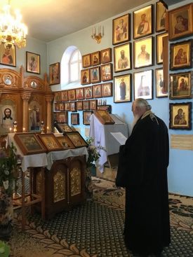 Молебен с чтением акафистов