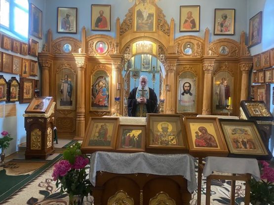 Молебен с чтением акафистов