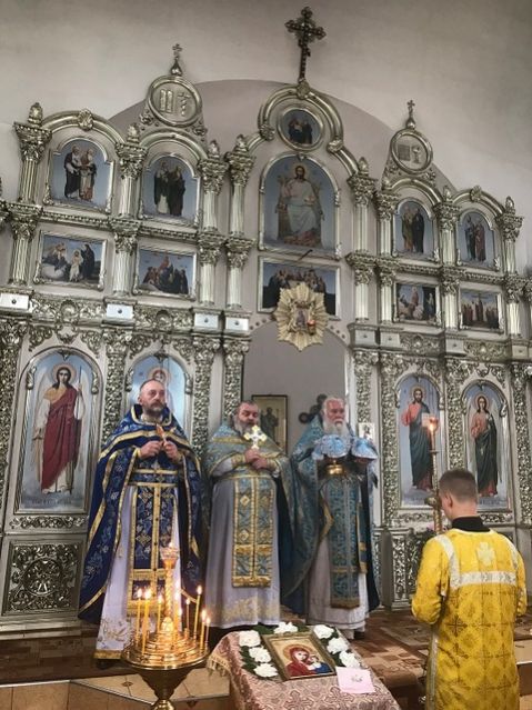 Божественная литургия в Иоанно-Предтеченском храме