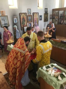 Традиционный Крестный ход из Чаплинки в Асканию-Нова